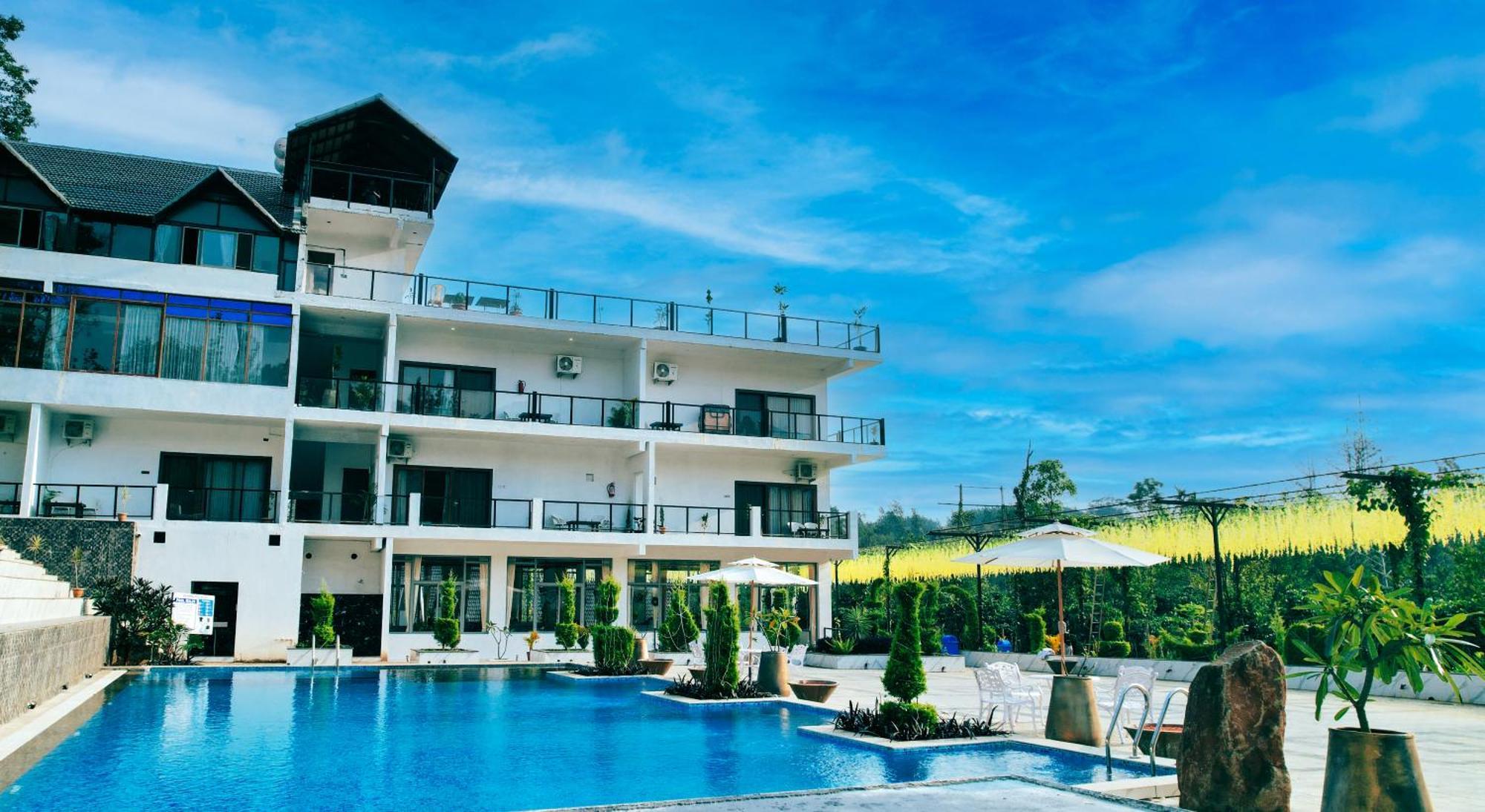The Grand Retreat - Chikmagalur Hotel Exterior foto